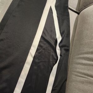 Chic Black and White Backless Dress